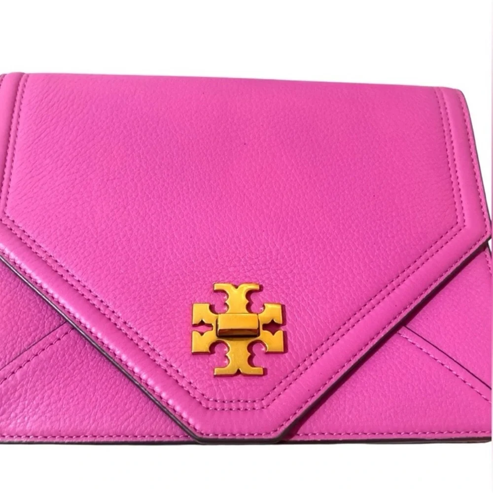 Tory Burch Fuchsia Leather Kira Envelope Chain Shoulder Evening Bag Clutch - Picture 5 of 11